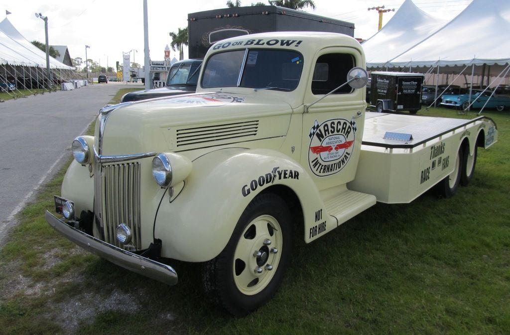 1940-ford-hauler-_zps6rl9vrur.jpg