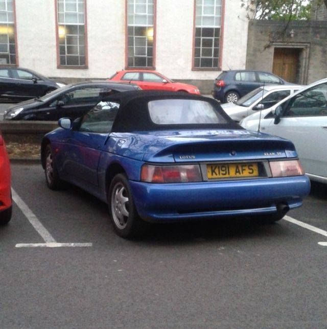Lotus%20Elan_zpszyatpgit.jpg