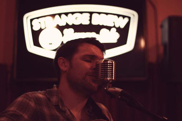 David Owens live ↠ Strange Brew Austin 