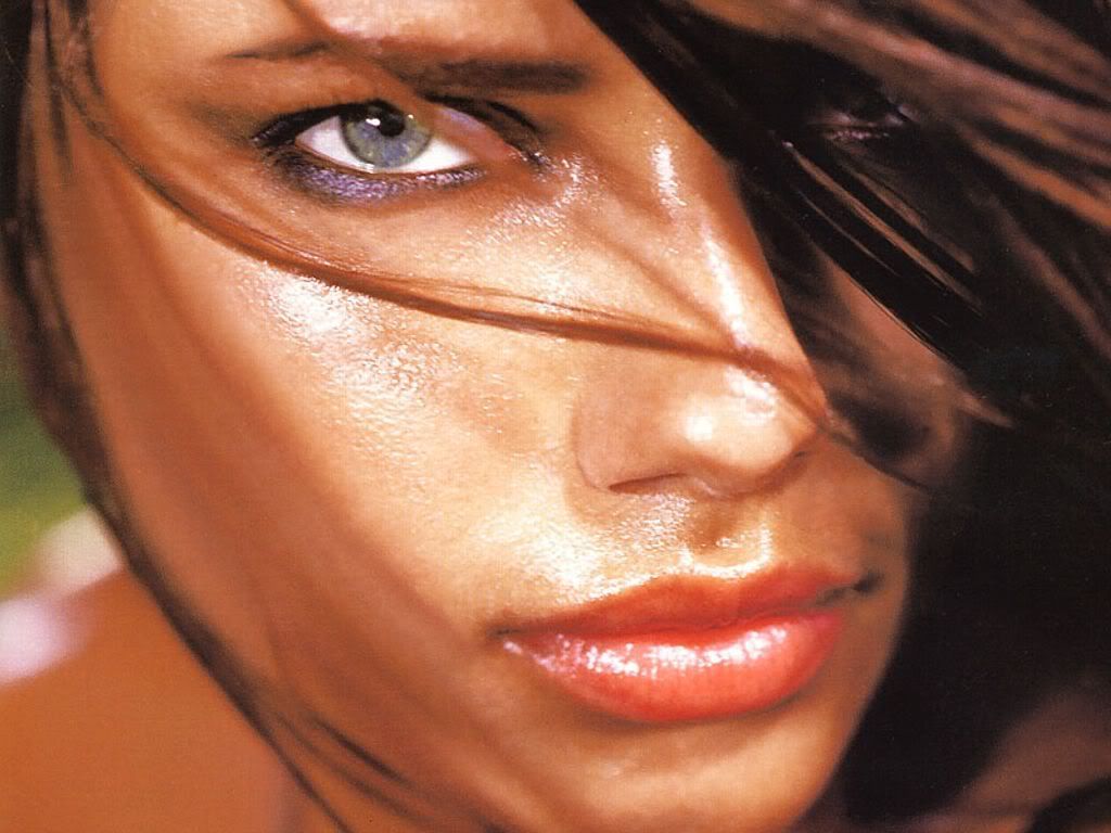 Adriana-Lima-102.jpg
