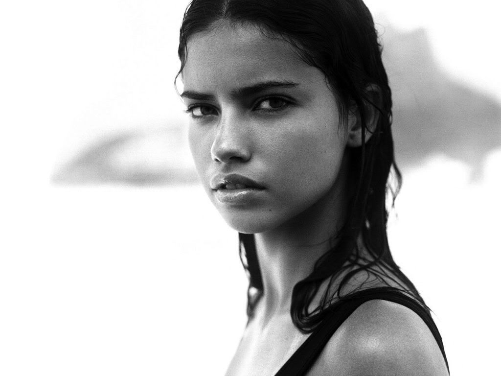 Adriana-Lima-62.jpg
