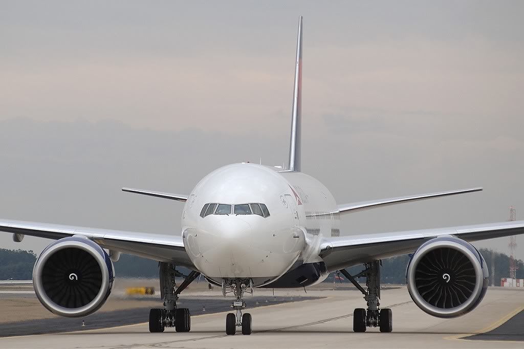 Boeing-777-232.jpg