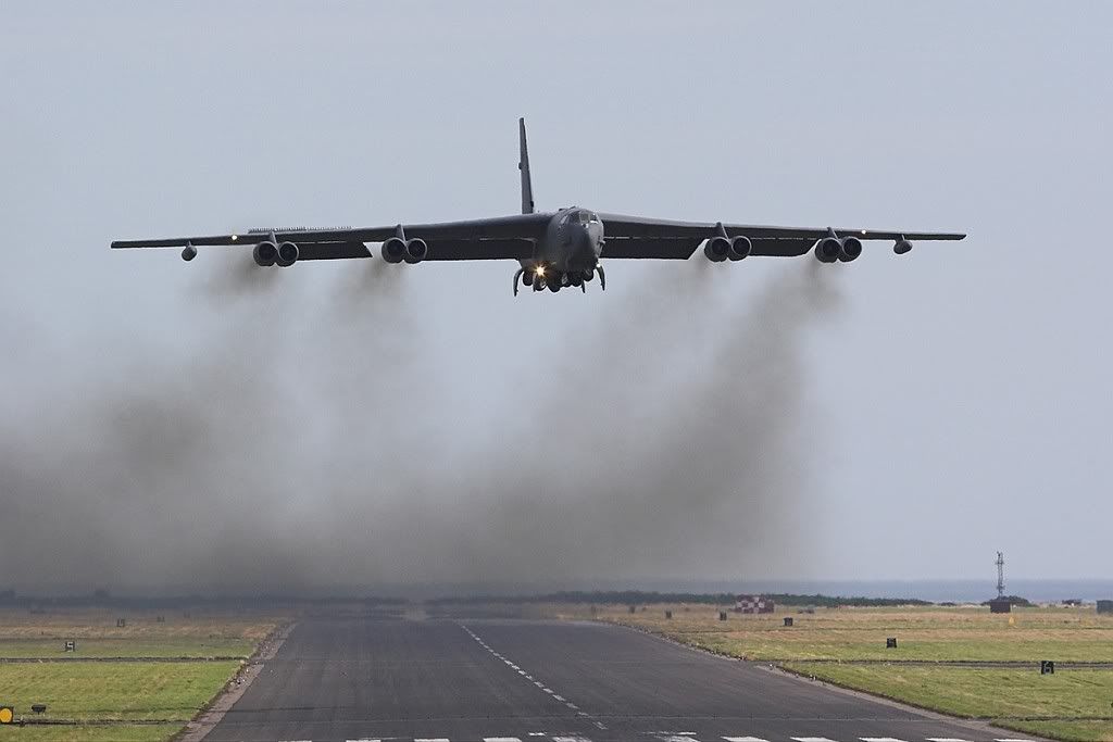 Boeing-B-52H-Stratofortress.jpg