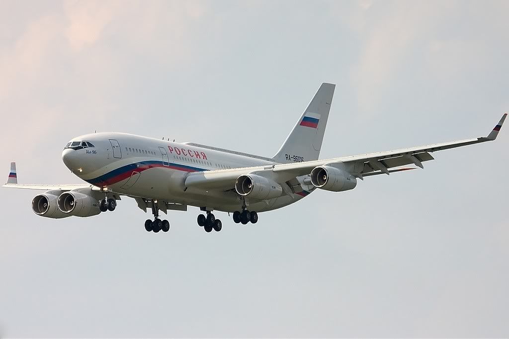 Ilyushin-Il96-300-1.jpg