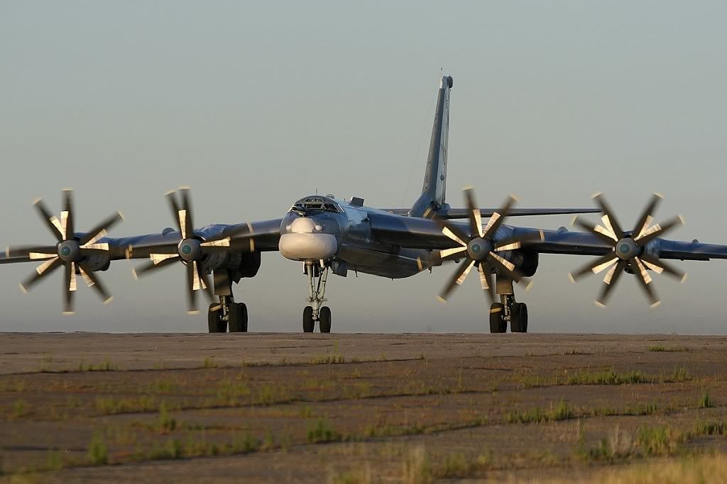 Tupolev-Tu-95MS.jpg