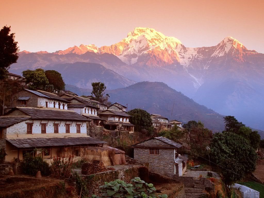 GhandrungVillageandAnnapurnaSouthNe.jpg