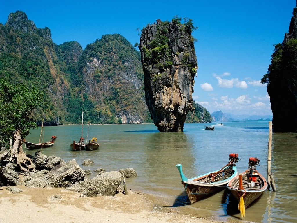 Phang-NgaBayPhuketThailand.jpg