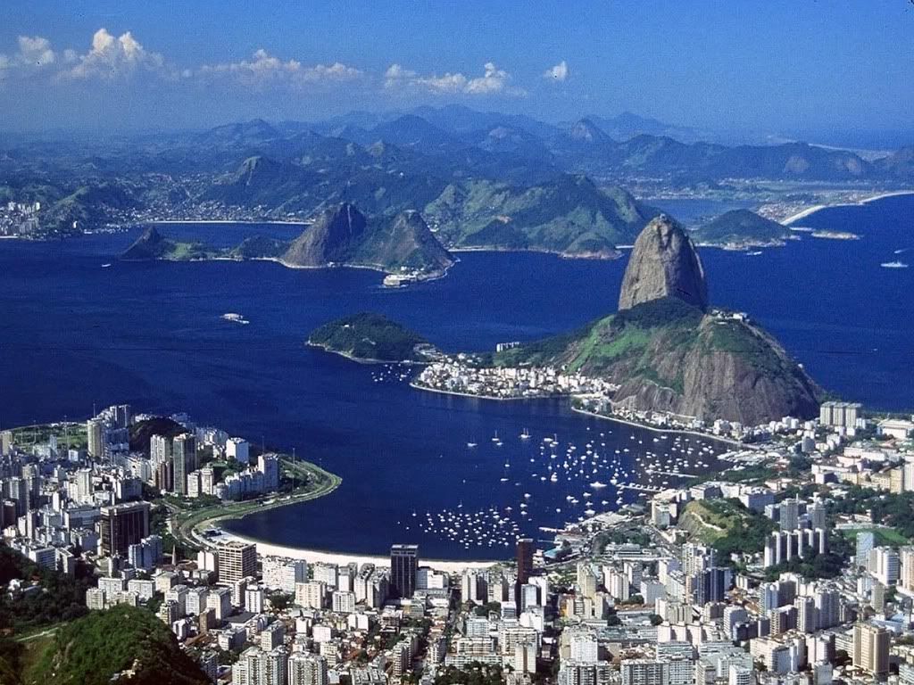 Rio_de_Janeiro_Corcovado_panorama_b.jpg