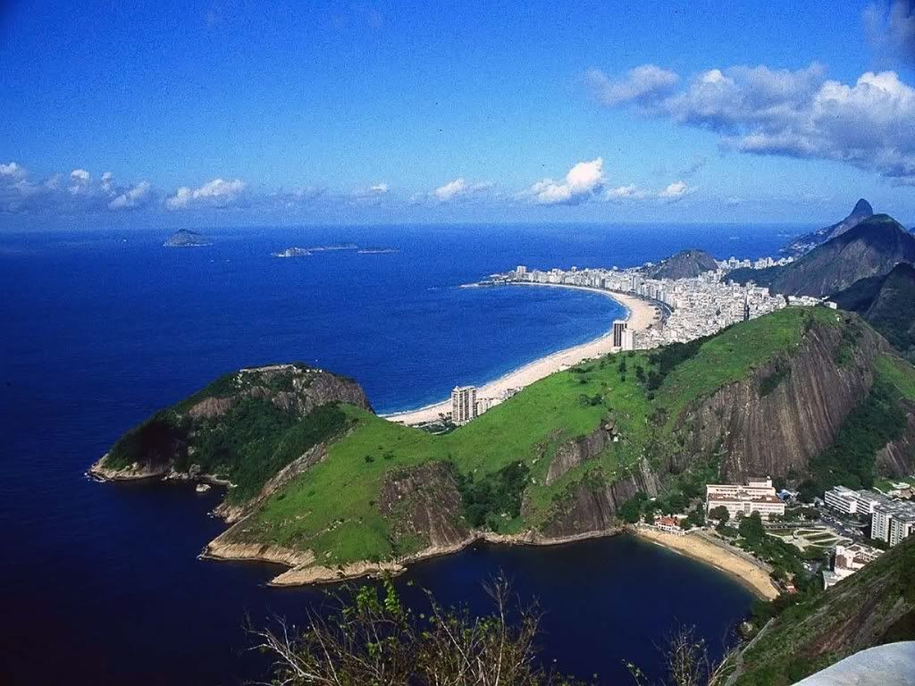 Rio_de_Janeiro_Pao_de_Azucar_panora.jpg