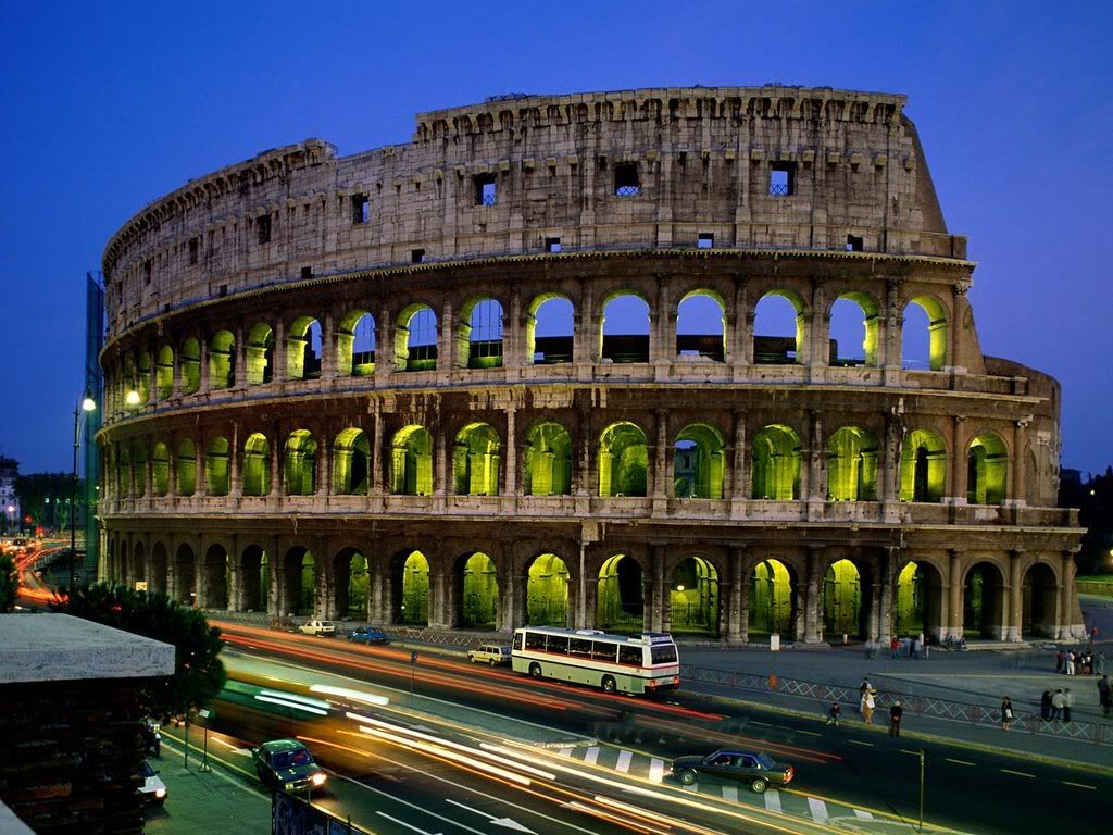 ColiseumRomeItaly.jpg