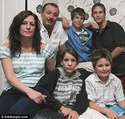 smiling murderers: Steven, Suzanne, Alex, Michael, Charlie and Ross Simmons - click for more details