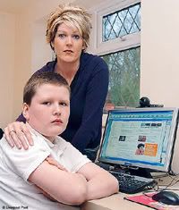 George Rawlinson and his Mum in 2007 - thanks to thisislondon.co.uk
