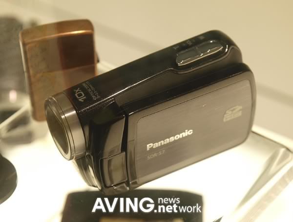 Panasonic, SD compact camcorder ‘SDR-S7′ May Release News