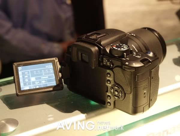 Panasonic introduced at CES 2008 DSLR camera ‘rumikseu L10′ review