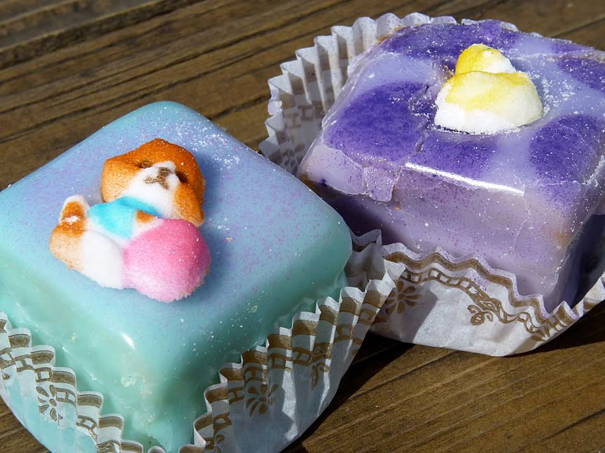 Mom and Jakob got petit fours