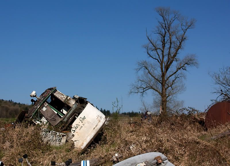 IMAGE: http://i284.photobucket.com/albums/ll21/joe_incognito/Dilapitated/Ship_16_C.jpg