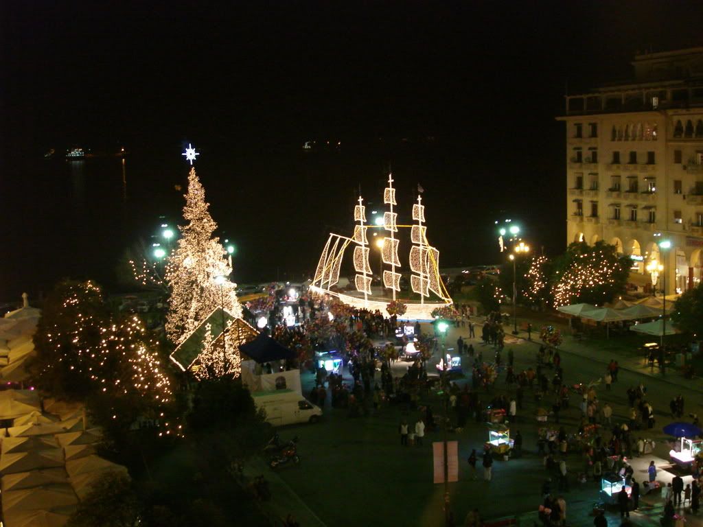 THESSALONIKI - MACEDONIA - CHRISTMAS IN ARISTOTELOUS SQUARE Pictures, Images and Photos