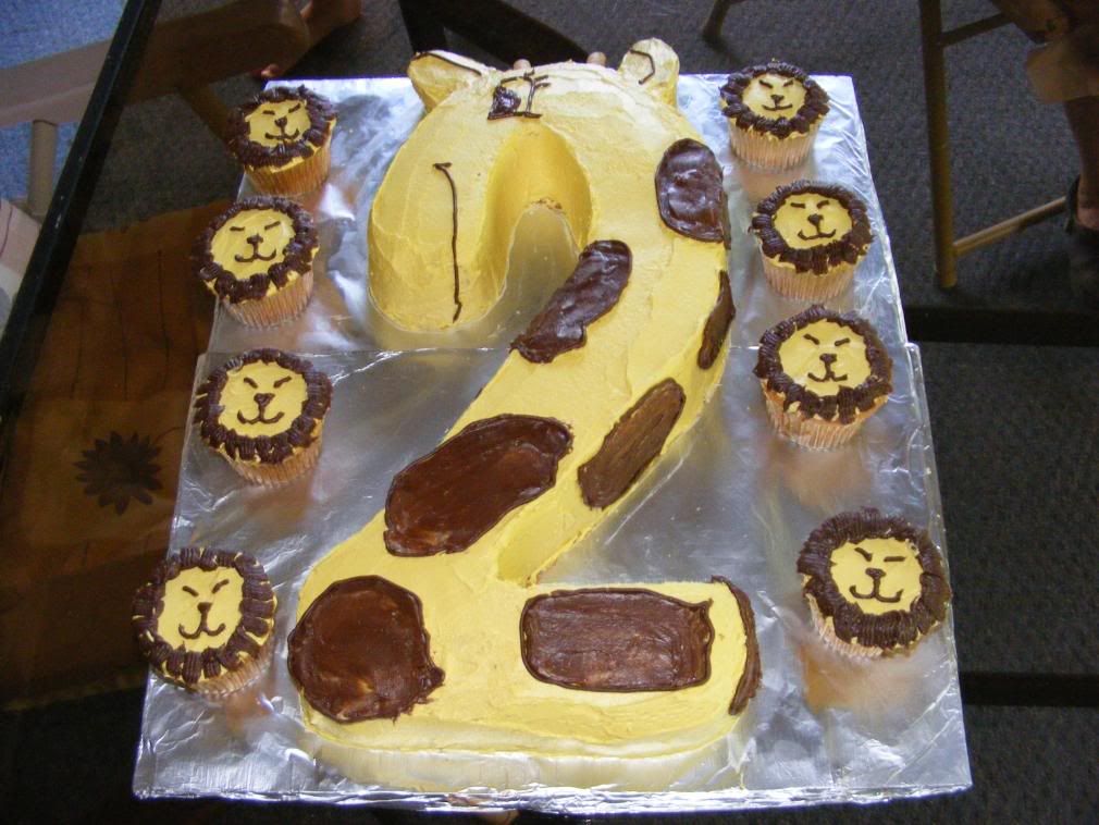 DSCF0026.jpg Giraffe cake image by revmmartin