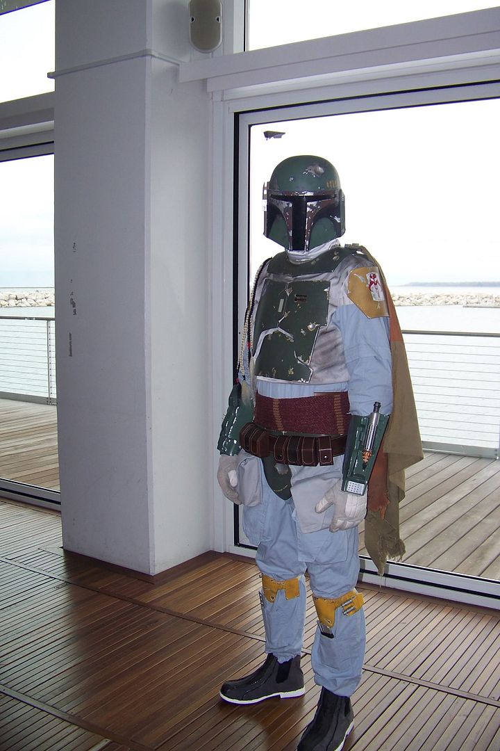 http://i284.photobucket.com/albums/ll27/sameryoder/Boba.jpg