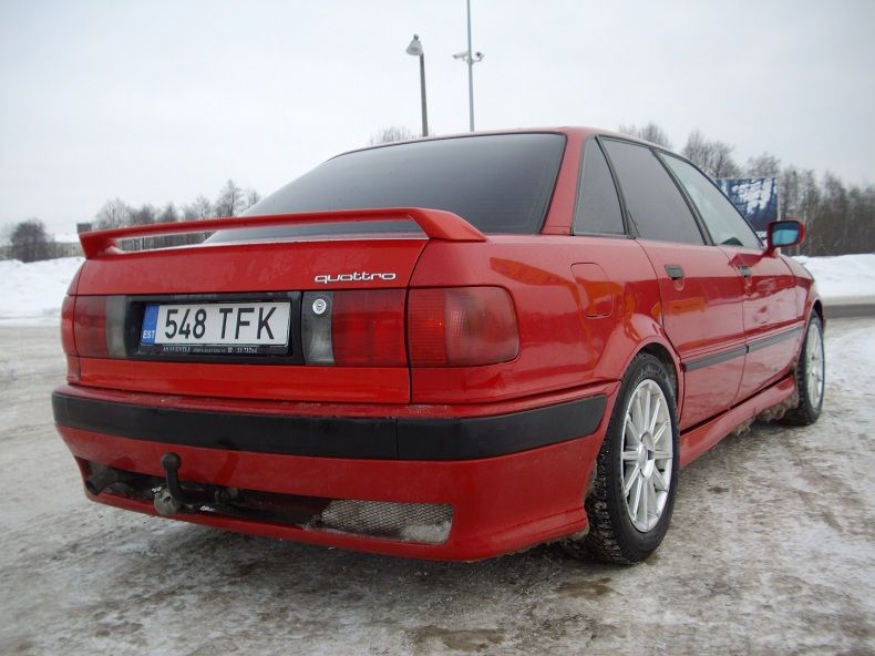 http://i284.photobucket.com/albums/ll30/adr3naline-/1992%20Audi%2080%20B4%20Quattro/IMGP2078.jpg