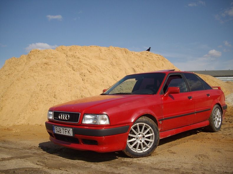 http://i284.photobucket.com/albums/ll30/adr3naline-/1992%20Audi%2080%20B4%20Quattro/IMGP2294.jpg