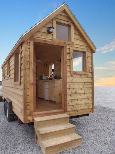 1206184833_tinyhouse8sm-1.jpg