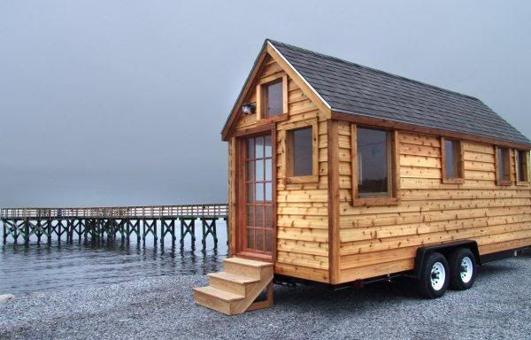 1206184833_tinyhouse9sm-1.jpg