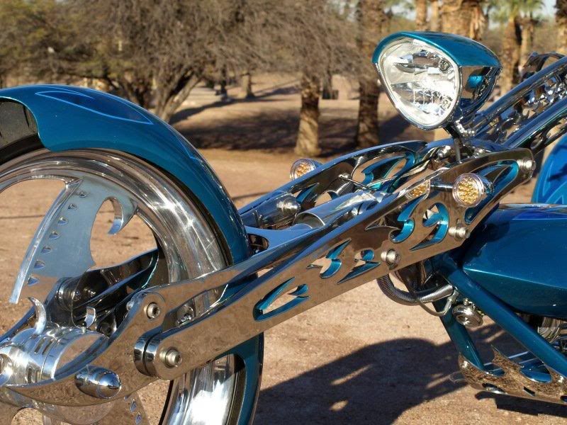 1218256361_porsche_911_trike_troubl.jpg