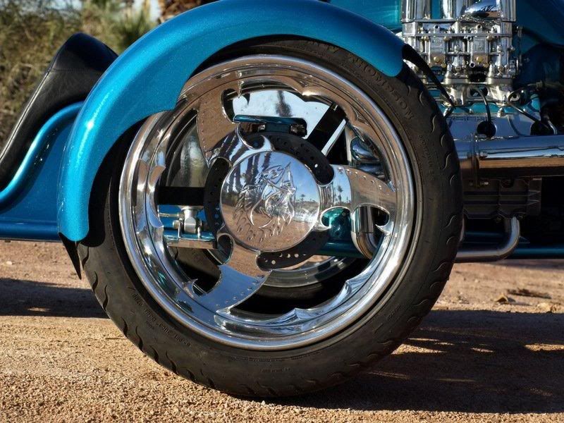 1218256380_porsche_911_trike_troubl.jpg