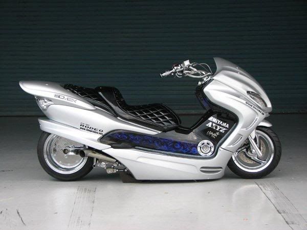 1211781651_img_4916.jpg