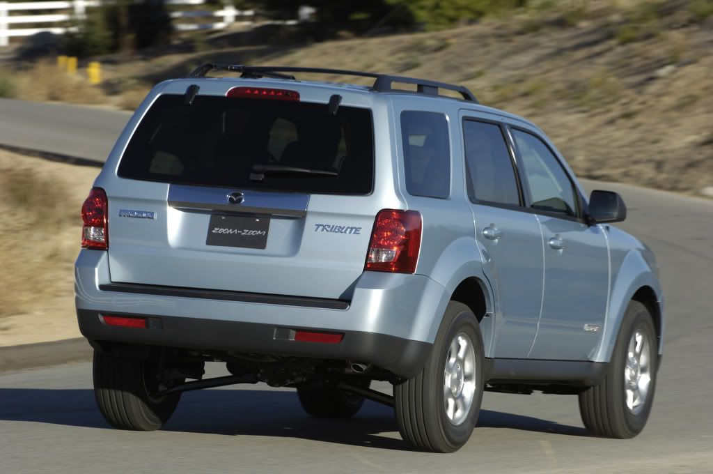 mazda-tribute_08.jpg