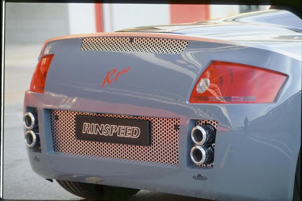 rinspeed-advantige-r-17.jpg