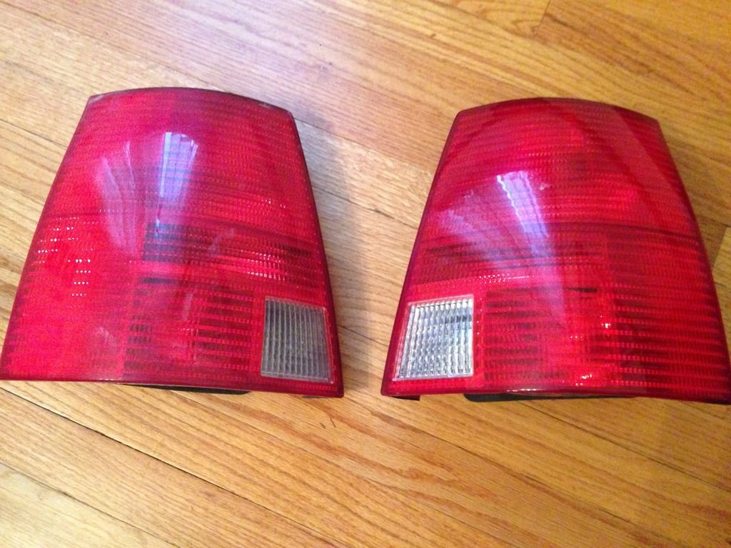 Jetta Wagon Tails / Tail Lights 2002 Jetta Wagon GLS VW Vortex