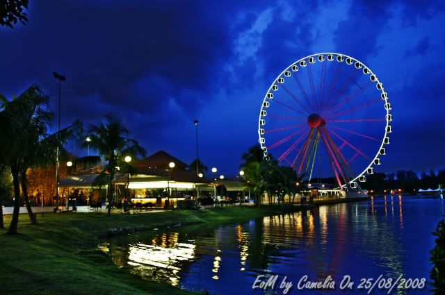 IMAGE: http://i284.photobucket.com/albums/ll9/camelia_fotog/EOM1.jpg